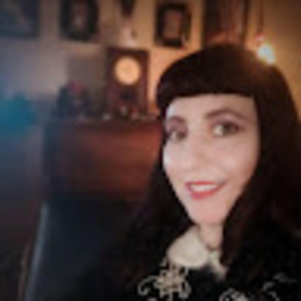 Meet your Posher, Erica